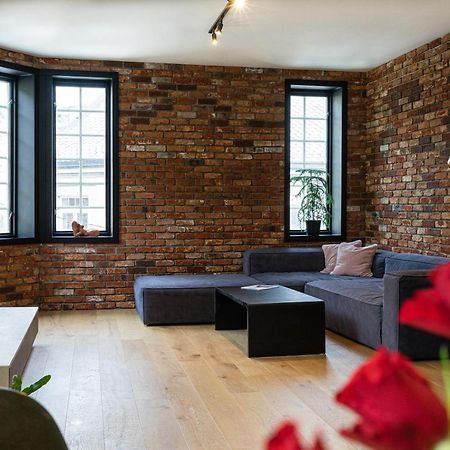Family Friendly Apartment By The Park In The Very Center Of Alesund Exterior photo